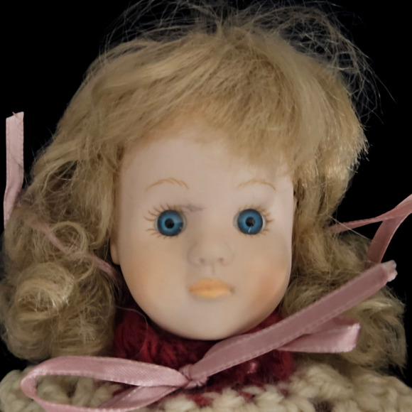 Wang’s International 1991 Porcelain Doll in Handmade Red & Cream Crochet Dress - Picture 2 of 8